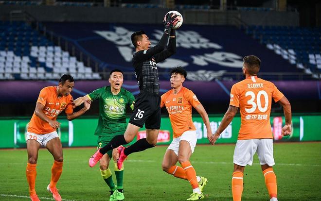 国米压力持续！2-2那不勒斯遇强则弱，接下来咋办？
