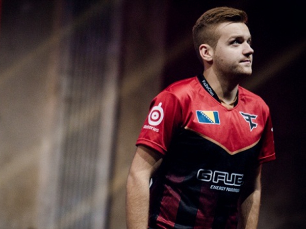 LDL两场弃赛被爆料，竟有选手花钱买自己？