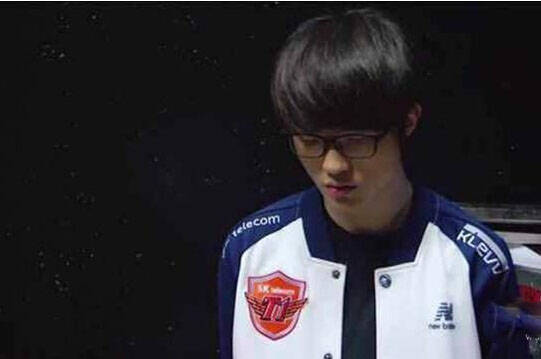 打进TI后的Soniqs中单Quinn在采访中表示：喷子请继续